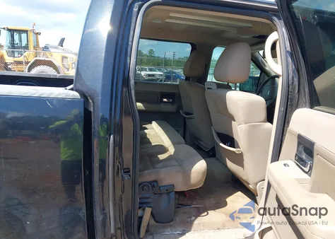 2004 Ford F-150 Fx4/Lariat/Xlt z USA, uszkodzony, nr VIN 1FTPW14514KC55937